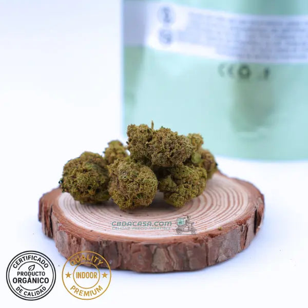 Flores de CBD Super Lemon Haze CBD indoor
