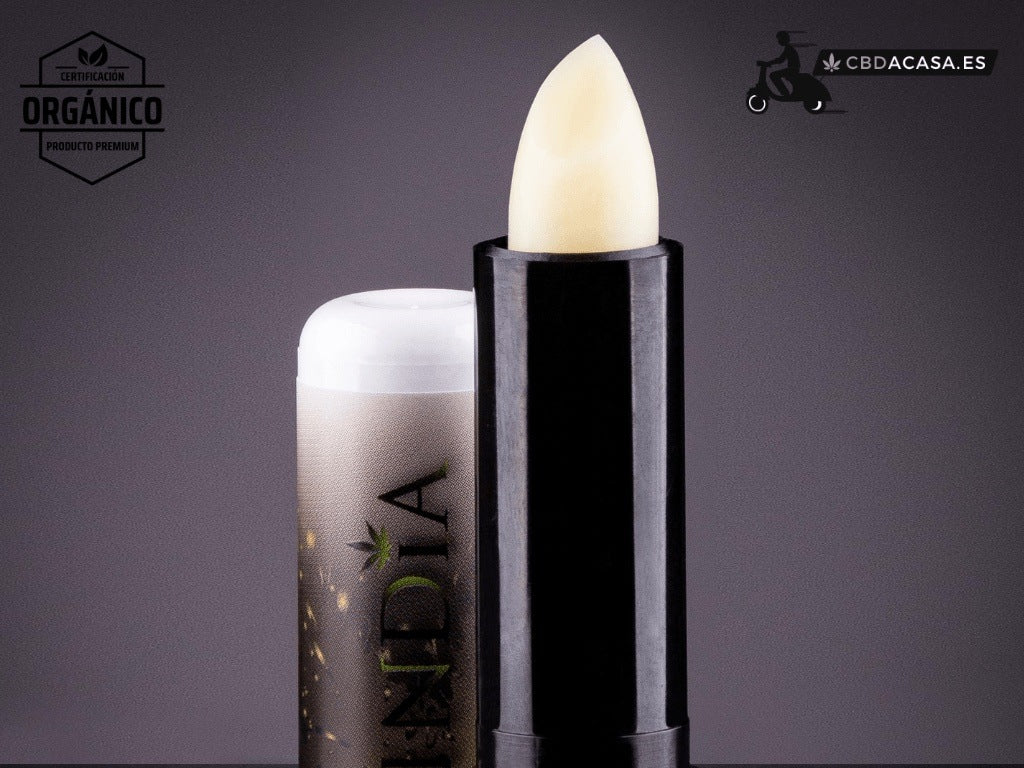 Stick labial con aceite de cannabis desde 2,30 €